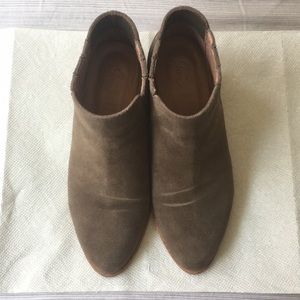 Joie Barlow suede bootie